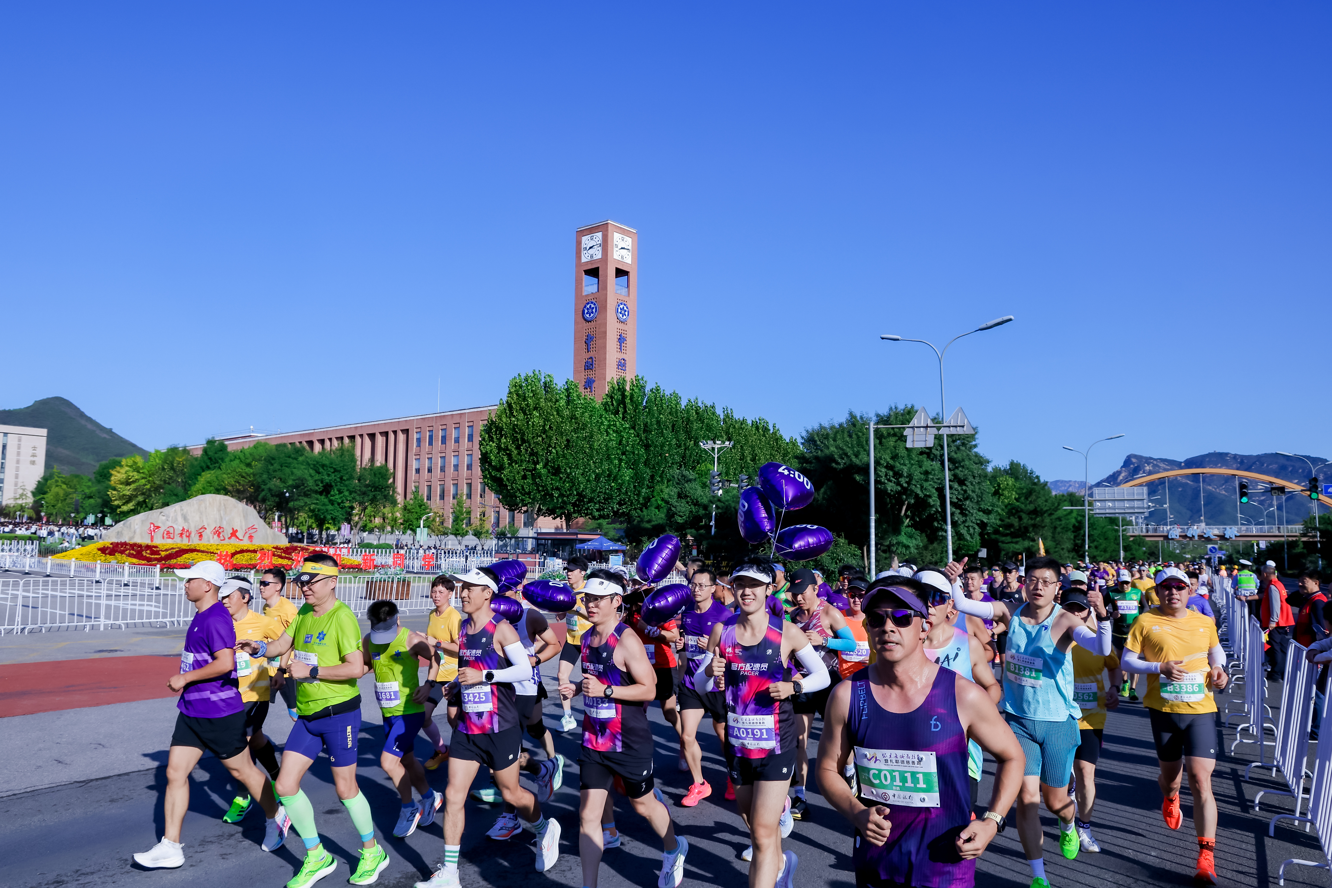 2025怀柔长城马拉松暨扎耶德慈善跑落幕 肯尼亚埃