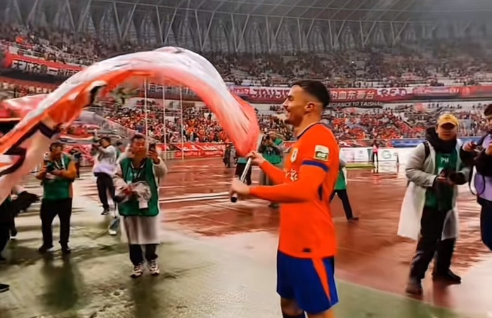 山东泰山力克北京国安 阿尔瓦罗：体能提升磨合