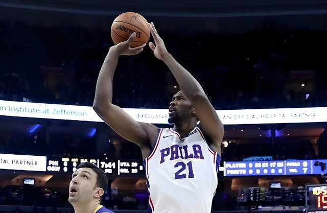 76人157分狂胜公牛 恩比德复出高效引领四核爆发