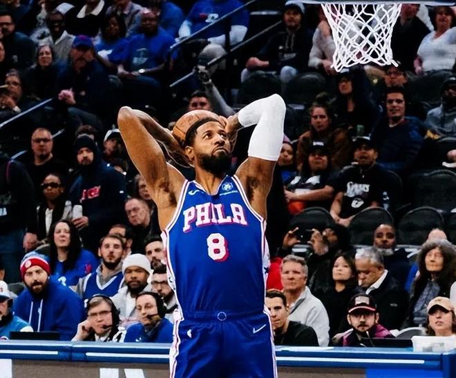 76人逆转黄蜂三巨头爆发，季后赛对阵骑士成焦点