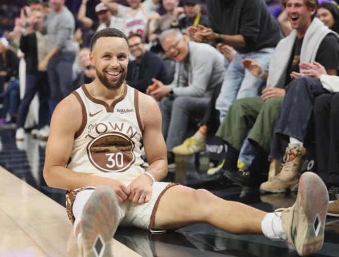 勇士新星阿桂崛起引热议，球队前景渐显曙光